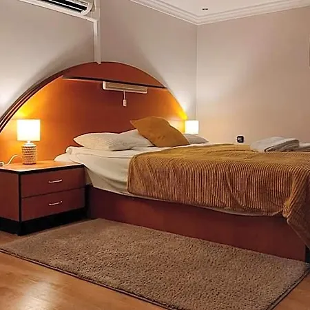 Apartmanhotel Family